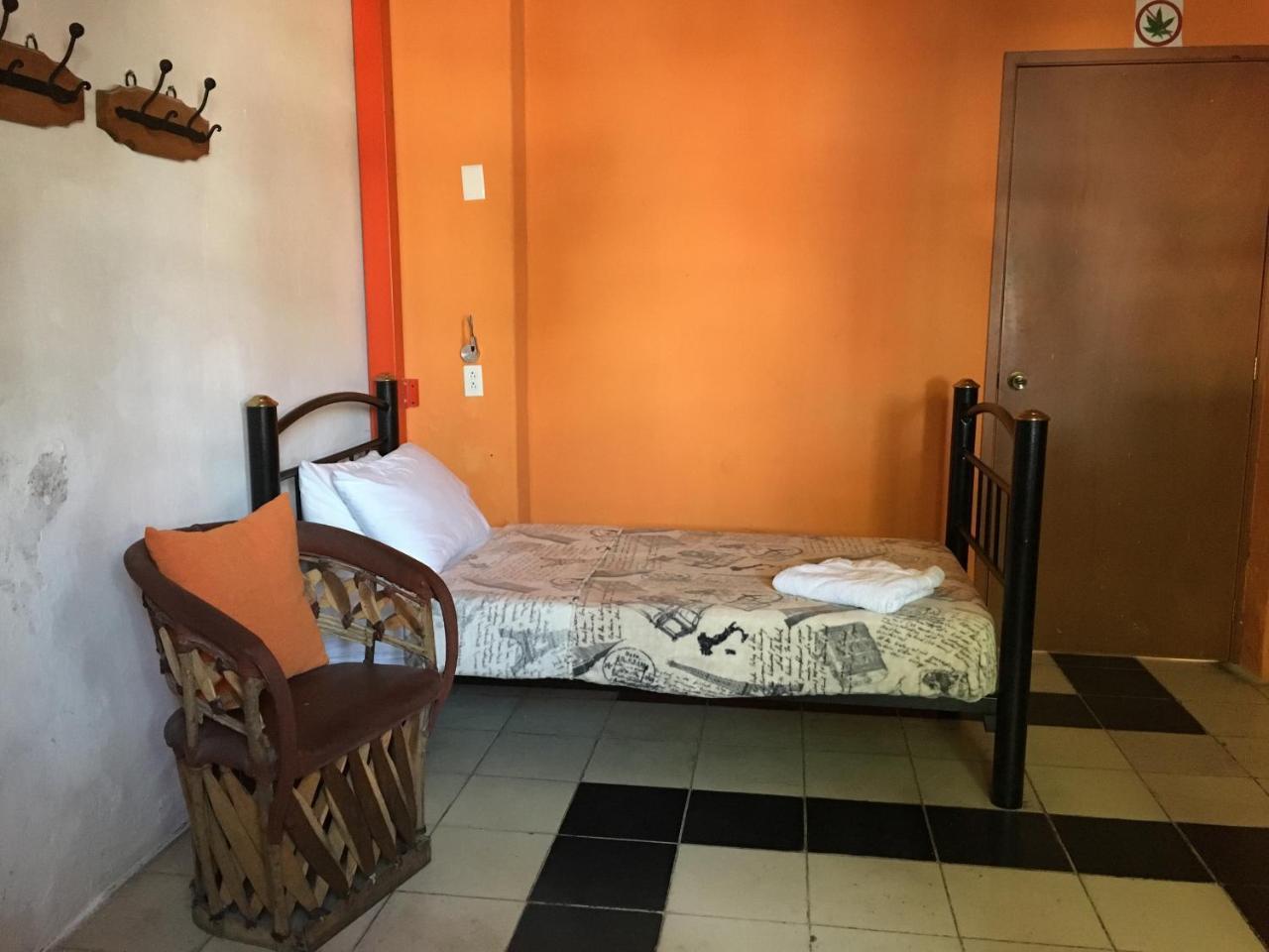 Hostal De Maria غوادالاجارا المظهر الخارجي الصورة